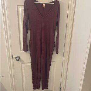 Smash Tess Wine Red V Neck Long Sleeve Romper Lounge Casual Stretchy XS